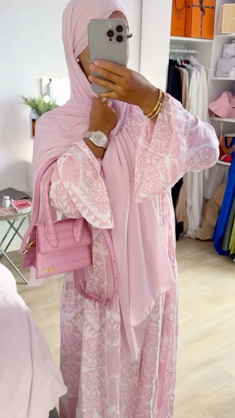 #islam #pink #outfit #voile #hijab Hijab Outfit Summer, Estilo Hijab, Hijabi Fits, Stile Hijab, Modesty Outfits, Mode Zara, Mode Turban, Modest Fashion Hijab, Modest Summer Outfits