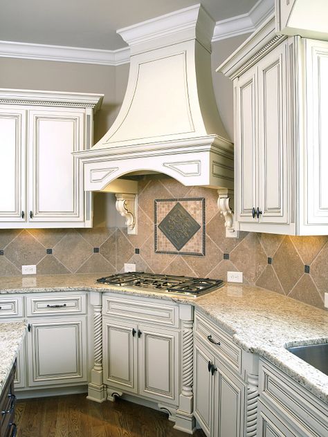 Victorian Kitchen Cabinets, Victorian Kitchens, Corner Stove, Kitchen With White Cabinets, Espresso Kitchen Cabinets, Oven Hood, Two Tone Kitchen Cabinets, Espresso Kitchen, Best Kitchen Design