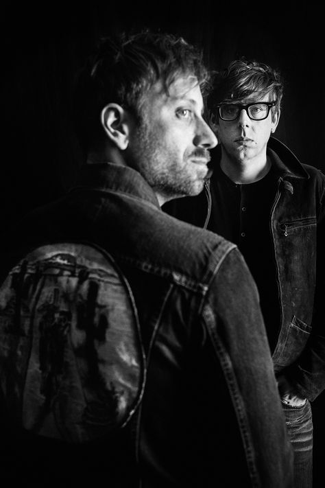 The Black Keys Saxophone Photography, Artists Portraits, Dan Auerbach, Music Photoshoot, Duo Band, Band Photoshoot, Musician Portraits, Pet Sounds, Black Keys