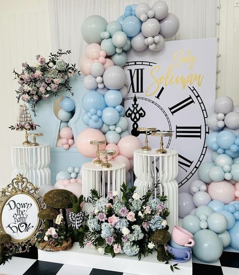 Birthday Party Checklist, Disney Balloons, Alice In Wonderland Tea Party Birthday, Party Checklist, Alice In Wonderland Birthday, Baby Shawer, Alice In Wonderland Tea Party, Alice In Wonderland Party, Tea Party Birthday