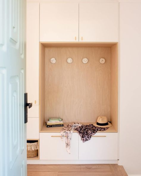 Red Lily Renovations on Instagram: “You always need a place to put your things when you walk in the door so we built this custom entryway storage for our client.” Tiny Entryway Ideas, Entryway Storage Ideas, Custom Entryway, Tiny Entryway, Red Lily, Drop Zone, Clutter Free Home, Entryway Ideas, Trends For 2024