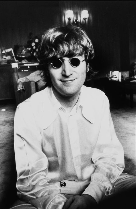 John Lemon, John Lennon Beatles, Beatles Pictures, Beatles John, The Fab Four, Ringo Starr, George Harrison, Great Bands, Paul Mccartney