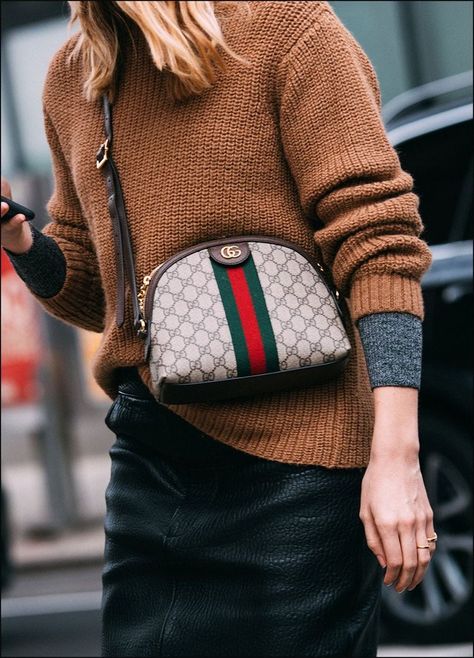 Gucci Bag Outfit, Gucci Crossbody Bag, Fall Bags, Bag Outfit, Hot Bags, Gucci Crossbody, Designer Replica, 가을 패션, Gucci Handbags