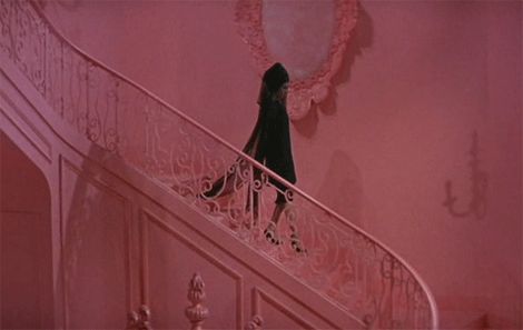 Shirley MacLaine, "What a Way to Go!" 1964. What A Way To Go, Shirley Maclaine, Septième Art, Mazzy Star, Retro Film, Movie Shots, Film Inspiration, Pink Room, Way To Go