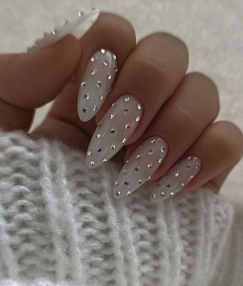 Bachelorette Nails The Bride, Milky Nails Ideas, Bachelorette Party Nails, Bachelorette Nails, Sugar Nails, Milky Nails, Elegant Nail Designs, Party Nails, Elegant Nails