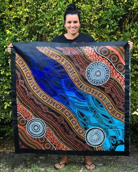 Corak Batik, Aboriginal Art Dot Painting, Aboriginal Fabric, Aboriginal Patterns, Indigenous Australian Art, Aboriginal Dot Painting, Didgeridoo, Abstract Art Painting Techniques, Cubism Art