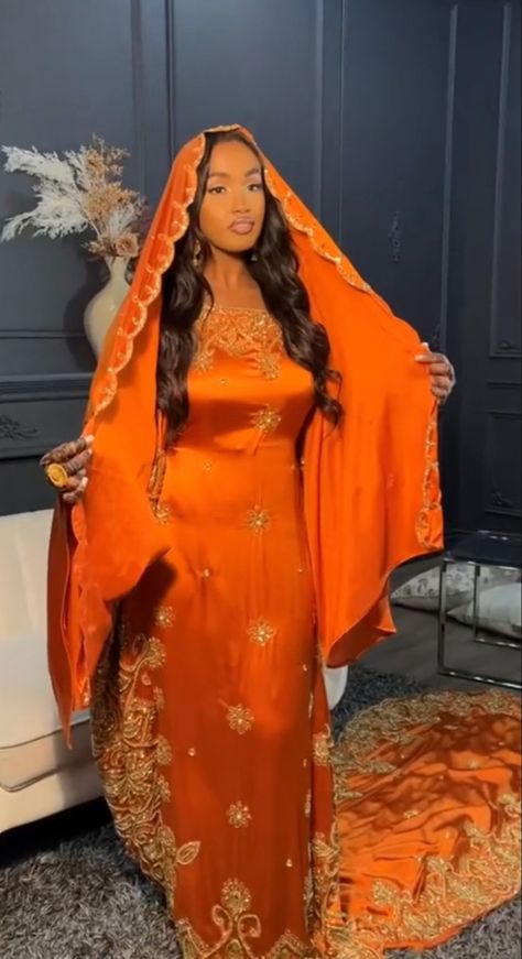 Somali Wedding Outfits, Somali Bridal Dress, Wedding Dirac Somali, Somali Dirac Wedding, Dirac Somali Dresses, Somali Wedding Dirac, Somali Wedding Dress, Pretty Somali Girl, Somali Bridal Dirac