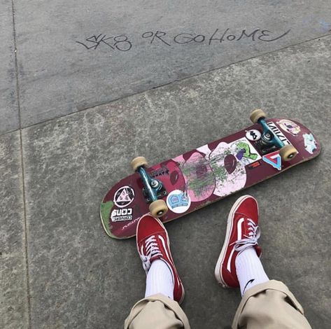 Skater Boi, Skate Vibes, Skate Aesthetic, Skateboard Aesthetic, Skateboard Deck Art, Skater Vibes, Skate 3, Skating Aesthetic, Skater Outfits