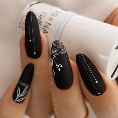 Squoval Nails Black, Matte Gray Nails Design, Black Boho Nails, Marvel Nails, Shiny Nails Designs, Elegant Touch Nails, Boho Nails, Acrylic Toe Nails, Squoval Nails