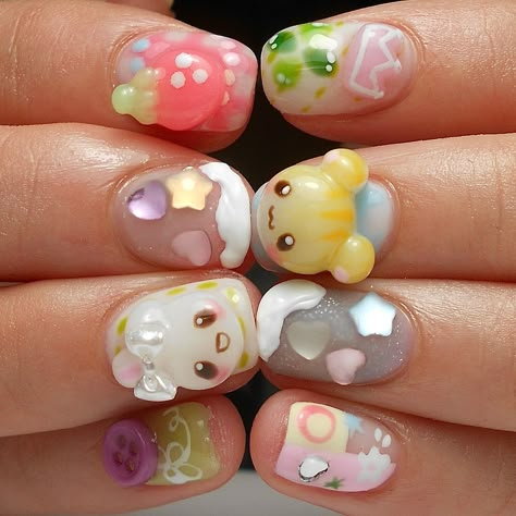 Misuzu | Nostalgic cute freestyle 💕 Handsculpted bunny and hamster head | Instagram Hamster Nail Art, Hamster Nails, Short Kawaii Nails, Cutesy Nails, Pretty Gel Nails, Really Cute Nails, Soft Nails, Kawaii Nails, I Love Nails