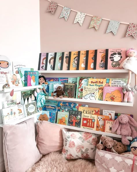 Rainbow Reading Corner, Book Nook Kids, Reading Corner Kids, Relaxing Corner, Preschool Decor, Baby Playroom, Stem Classroom, Big Girl Bedrooms, Cute Decorations