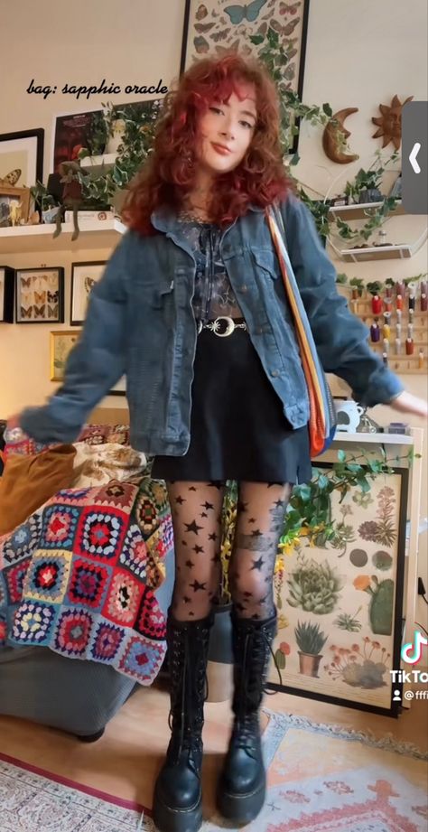 Maximalist Grunge Outfits, Maximalist Outfit Ideas, Fancy Clown, Maximalist Outfit, Winter Core, Physical Manifestation, Arch Nemesis, Fashion Vibes, Downtown Girl