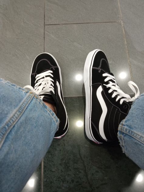 Vans Old Skool High Top Outfit, Vans Old Skool High Top, Vans Old Skool High, High Top Outfit, Vans Outfit, Top Outfit, High Top Vans, Vans High Top Sneaker, Vans Sk8