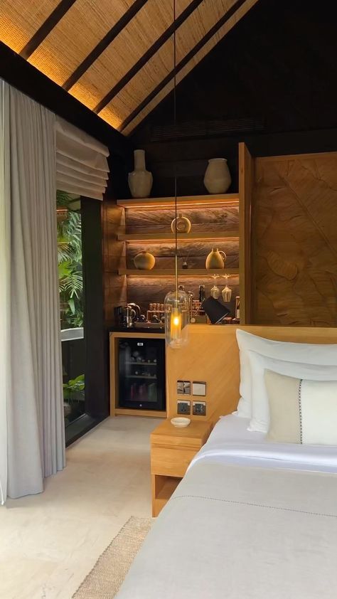 Bedroom Concept, Bali Architecture, Villa In Bali, Lodge Ideas, Dream Villa, Tropical Home, Tree Hut, House Bed, Tropical Houses