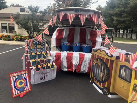 Circus Trunk Or Treat, Stripe Awning, Clowns Halloween Decorations, Trunker Treat Ideas, 3d Ring, Halloween Party Appetizers, Creepy Carnival, Halloween Circus, Backyard Movie Nights