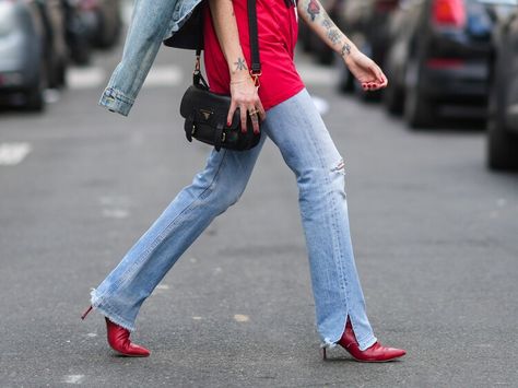 Shoes to Wear With Bootcut Jeans: The 10 Styles You Need to Own — InStyle Shoes To Wear With Bootcut Jeans, 2000s Denim, Denim Heels, Dark Sunglasses, Pointed Toe Boots, Bootcut Pants, Classic Blazer, Denim Shoes, Boot Cut Denim