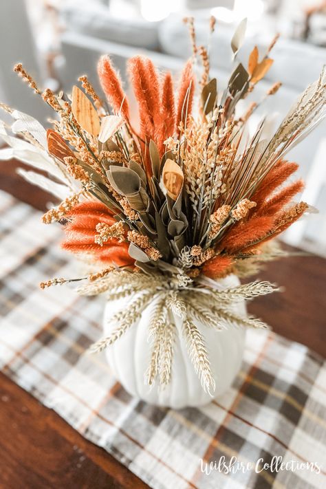 Thanksgiving Table Scapes Ideas, Fall Centerpieces For Table Diy, Fall Centerpiece Ideas, White Pumpkin Centerpieces, Fall Centerpieces Diy, Banquet Centerpieces, Fall Pumpkin Centerpieces, Pumpkin Arrangements, Fall Table Centerpieces