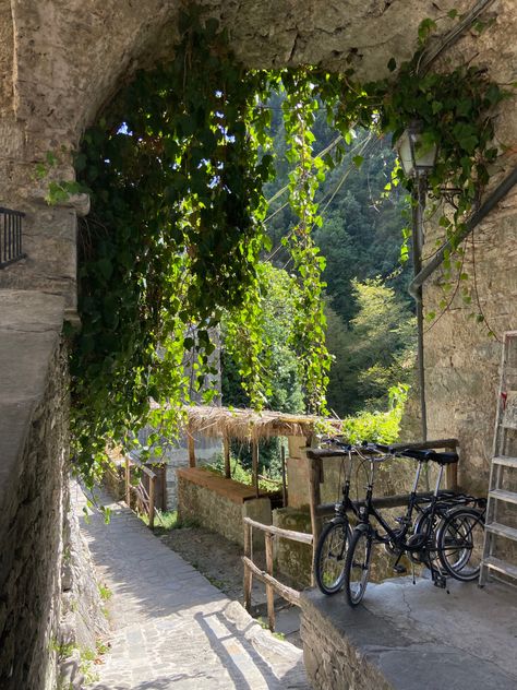 Italian Province Aesthetic, Rural Italy Aesthetic, Lucca Italy Aesthetic, Chloecore Aesthetic, Southern Italy Aesthetic, Europe Countryside, Tuscany Aesthetic, Taurus Rising, Changing Aesthetic