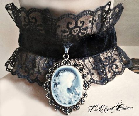 Cameo Choker, Edwardian Corsets, Black Cameo, Victorian Cameo, Goth Choker, Jewelry Victorian, Victorian Goth, Steampunk Accessories, Gothic Steampunk