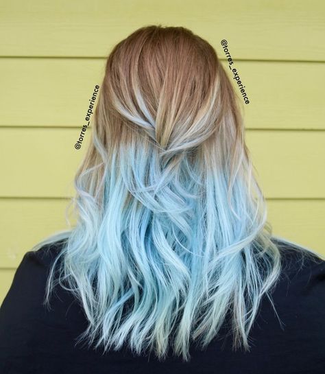 Light Blue Hair Dye, Light Blue Hair Color, Blue Tips Hair, Hair Color Tips, Blonde And Blue Hair, Blue Hair Color, Pastel Blue Hair, Dyed Tips, Frozen Hair