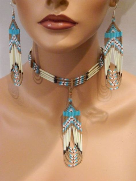 Native American Beadwork Patterns, Seed Bead Jewelry Patterns, Native American Earrings, Native American Beaded Earrings, Necklace Patterns, Beaded Earrings Patterns, Native Jewelry, Native American Beading, Popular Jewelry