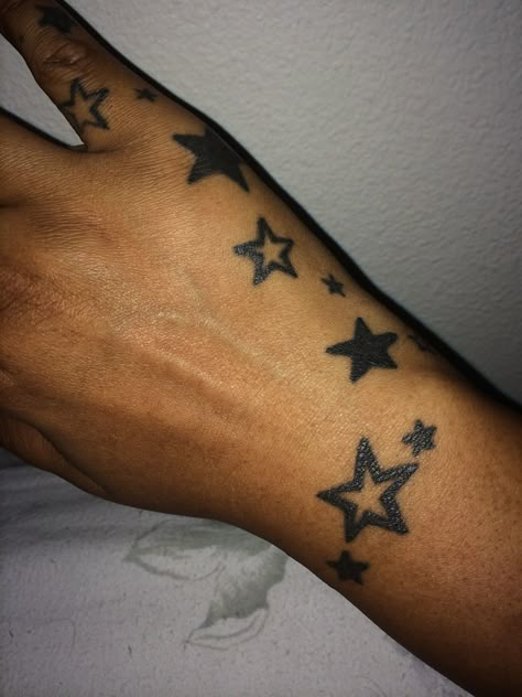 Hand star tattoo Star Tattoos Black Women, Hand Star Tattoos Men, Hand Star Tattoos For Women, Star Hand Tattoos For Guys, Hand Stars Tattoo, Star Hand Tats, Stars Tattoo On Hand, Stars On Hand Tattoo, Star Tattoos Hand