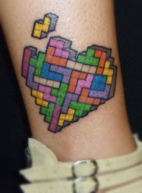 Tetris, tattoo Tetris Tattoo, Graph Paper Art, School Games, Graph Paper, Awesome Stuff, Italian Charm Bracelet, I Tattoo, Paper Art, Tatting