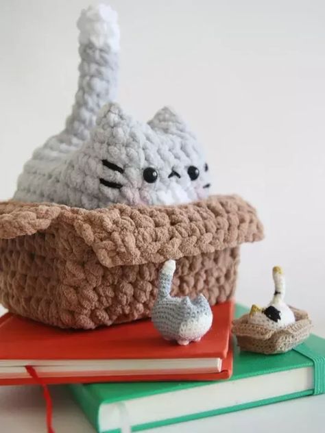 Box for Kitten Free Crochet Pattern Crochet Boxes Free Pattern, Crochet Simple Amigurumi, Crochet Amigurumi Free Patterns Animals Kitty Cats, Cute Cat Crochet Pattern, Crochet Toys For Cats, Crochet Cat Patterns Free, No Stuffing Crochet Patterns, Cat Crochet Ideas, How To Crochet A Cat