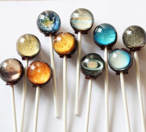 Planet Lollipops: Suckers That Look Like Each Planet In the Solar System Galaxy Lollipops, Custom Lollipops, Gourmet Candy, Unique Stocking Stuffers, Tropical Punch, Edible Images, Lollipop, Food Art, Cool Things To Buy