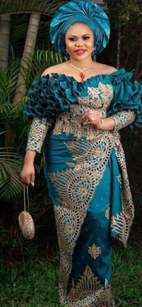 Blouse Styles For Wrapper, Igbo Blouse, Lace Blouse Styles, Lace Dress Classy, Nigerian Lace Styles, Fashion Show Dresses, Modest Dresses Fashion, African Fashion Skirts, African Print Dress Designs