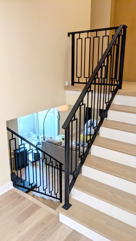 Modern wrought iron railings painted satin black in Racine | Signature Metal Works Iron Banister, Wrought Iron Railing Exterior, Iron Railings Outdoor, Iron Staircase Railing, Steel Stairs Design, Iron Balcony Railing, Balcony Glass Design, Indoor Railing, Wrought Iron Railings