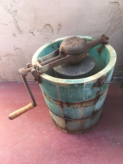 ANTIQUE 1920s WHITE MOUNTAIN FREEZER 4 QUART WOODEN HAND CRANK ICE CREAM BUCKET | eBay Freezer Ice Cream, Ice Cream Bucket, Antique Kitchen Utensils, Wooden Ice Cream, Rethunk Junk, Antique Bucket, Buck Stove, Old Wooden Boxes, Wooden Wagon