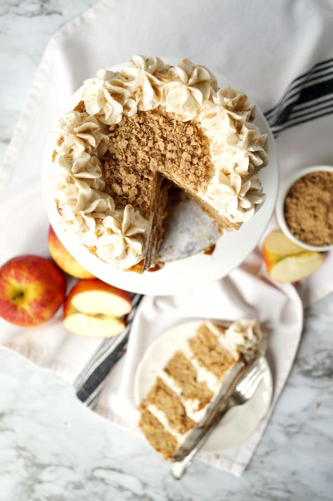 apple cinnamon layer cake with brown butter streusel | The Baking Fairy Apple Cinnamon Layer Cake, Cinnamon Layer Cake, Apple Layer Cake, Spiced Buttercream, Dreamy Desserts, Slow Cooker Apple Butter, Cake Apple, Apple Cream, Baked Goods Desserts