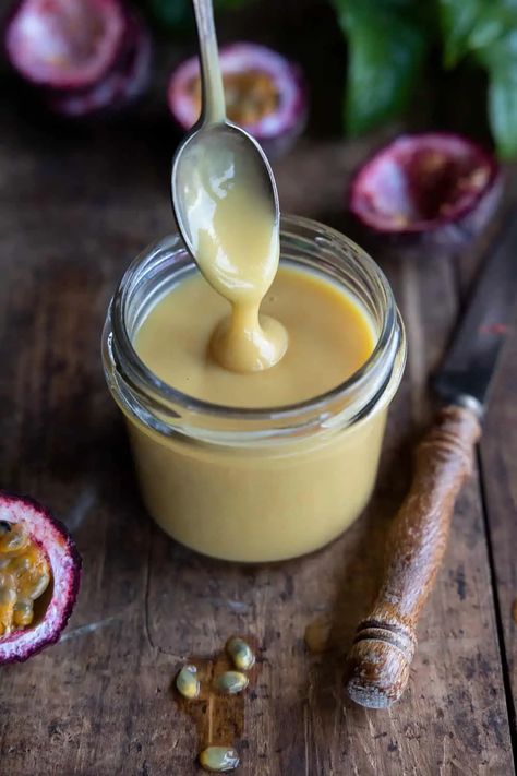 Easy Vegan Passionfruit Curd | Heartful Table Donut Peach, Tarte Vegan, Passion Fruit Curd, Macaron Filling, Pancakes Vegan, Passion Fruit Juice, Cheesecake Toppings, Lemon Curd Recipe, Peach Puree