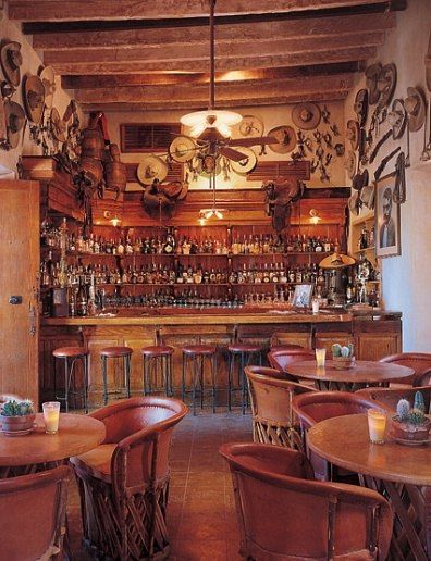 Mexican decor: Cantina at Hacienda de Los Santos Mexican Style Restaurant Decor, Mexican Cantina Bar Ideas, Mexican Cantina Decor, Mexican Bar Design, Cantina Decor, Copper Restaurant, Style Hacienda, Mexican Cantina, Mexican Restaurant Design