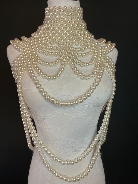 Bridal Pearl Shoulder Necklace, Vintage Wedding Shoulder Jewelry, Pearl Body Jewelry, Statement Neckpiece If you would like to add an amazing look to your outfit, This pearl Shoulder Necklace will be the most special first choice.  The metal chain closure at back is flexible enough to fit most sizes. You can adjust the length to a perfect fit with the extension chain.  It can be easy to put on and take off, the best accessory for a weddings or proms, gather the most compliments on the party, a real head turner. Pearl Shoulder Necklace Outfit, Vintage Pearl Clavicle Chain Necklace, Pearl Shoulder Jewelry, Shoulder Necklace Pearl, Pearl Body Jewelry, Elegant Evening Pearl Body Chain, Pearl Shoulder Necklace, Body Adornment Jewellery, Shoulder Jewellery