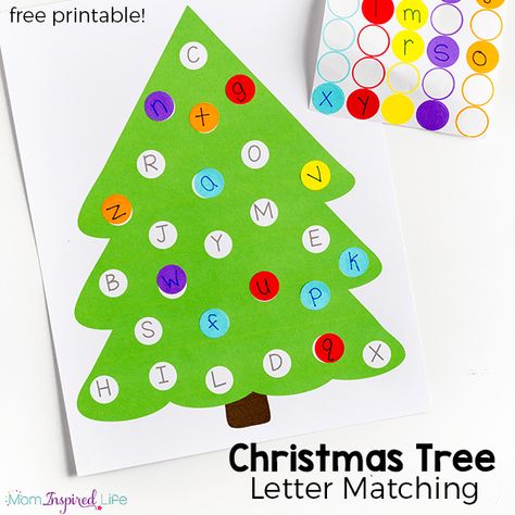 Christmas tree letter matching activity for fun and learning this Christmas! A hands-on way to teach letters to preschoolers this Christmas season. Uppercase Letter Matching, Xmas Letter, Letter Matching Activities, Learn The Alphabet, Preschool Christmas Crafts, Christmas Arts And Crafts, Christmas Alphabet, Letter Matching, Preschool Letters