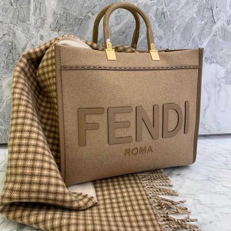 Brown Flannel, Luxury Tote Bags, Fendi Bag, Satchel Tote Bag, Satchel Tote, Shopper Bag, Fendi Bags, New Bag, Leather Shoulder Bag