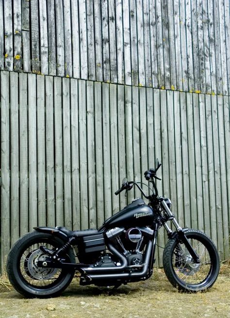 Dyna Bobber, Harley Davidson Dyna Street Bob, Harley Street Bob, Custom Motorcycle Builders, Dyna Street Bob, Custom Harley Davidson, Harley Davidson Dyna Super Glide, Custom Built Motorcycles, Bike Builder