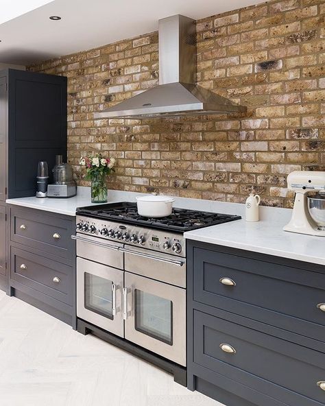 Stunning exposed brickwork highlights the range and beautiful After Midnight Shaker Kitchen Company cabinetry so well. ❤️… Brick Wall Kitchen, Kitchen Diner Extension, Open Plan Kitchen Diner, Open Plan Kitchen Dining, Open Plan Kitchen Living Room, Brick Kitchen, Kitchen Dining Living, Shaker Kitchen, Kitchen Units