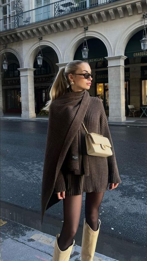 Old Money Autumn Outfits Women 2024: 25+ Ideas You Will LOVE 6 Classy Business Outfits, Business Professional Outfits, Business Attire Women, Skandinavian Fashion, Chique Outfits, Professional Outfits Women, Stylish Work Attire, Business Casual Outfits For Women, Corporate Outfits