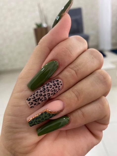 Safari Theme Nail Ideas, Army Green Nail Designs, Green Leopard Nails, Uñas Coquette, Safari Nails, Hot Nail Designs, Neon Acrylic Nails, Animal Print Nails Art, Leopard Print Nails