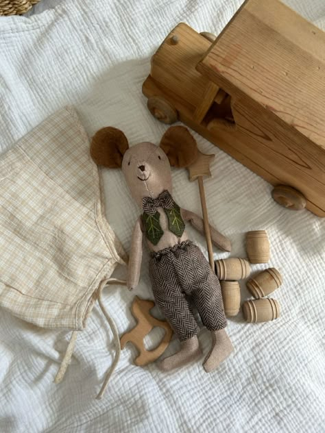 Vintage Neutral Aesthetic, Vintage Baby Aesthetic, Car Cottagecore, Mood Idea, Cottagecore Baby, Vintage Baby Toys, Sunflower Photoshoot, Handmade Kids Toys, Mises En Page Design Graphique