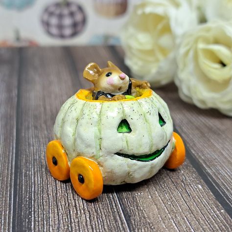 Crochet Mice, Wee Forest Folk, Miniature Halloween, Miniature Display, Wee Folk, Miniature Figurine, Crochet Mouse, Halloween Village, Polymer Clay Animals