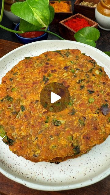 Onion Paratha Recipe Video, Carrot Paratha Recipe, Kashmiri Recipes, Kashmiri Chilli, Pav Bhaji Masala, Bhaji Recipe, Paratha Recipe, Red Chilli Powder, Pav Bhaji