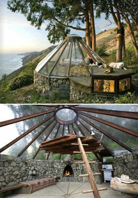 23 Astonishing Tiny Homes That Will Melt Your Heart - RVshare.com Case Sotterranee, Casa Hobbit, Wood Patio, Unique Houses, Earthship, Small Patio, Yurt, Glass House, Design Case