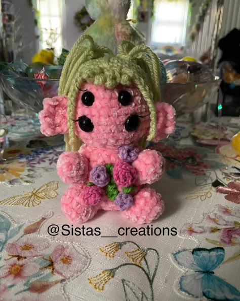 Random Crochet Patterns, Melanie Martinez Crochet Ideas, Melanie Martinez Crochet Doll, Melanie Martinez Crochet Pattern, Crochet Billie Eilish, Free Crocheting Patterns, Crochet Melanie Martinez, Crochet Ideas Amigurumi, Melanie Martinez Diy