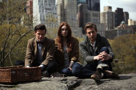 The Doctor-"I always rip out the last page of the book - then it doesn't have to end. I hate endings." Amy And Rory, Caitlin Blackwood, Arthur Darvill, Rory Williams, Tv Doctors, Amy Pond, First Doctor, 11th Doctor, Eleventh Doctor