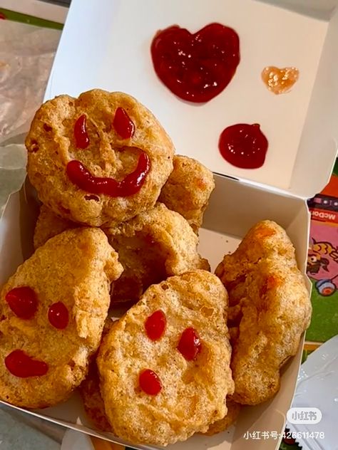 xiaohongshu mcdonalds chicken nuggets Chicken Nugget Aesthetic, Chicken Nuggets Aesthetic, Nuggets Aesthetic, Mcdonalds Chicken Nuggets, Mcdonalds Nuggets, Bff Day, Mcdonald's Aesthetic, Mcdonalds Chicken, Chicken Nuggets