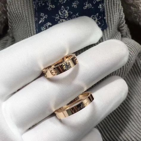 Rings Cartier, Cartier Wedding Rings, Bff Rings, Gold Stacking Rings Wedding, Cartier Love Ring, Engagement Rings Couple, Cute Engagement Rings, Engagement Inspo, Ring Stack